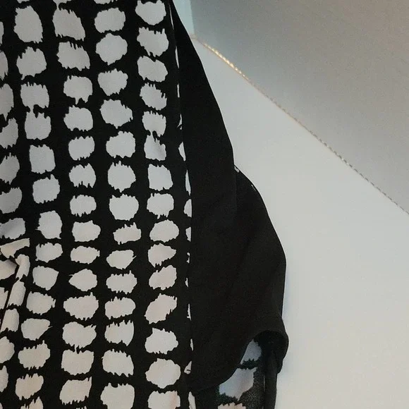 Susan Graver 1X Black & White Tank - Picture 2 of 7